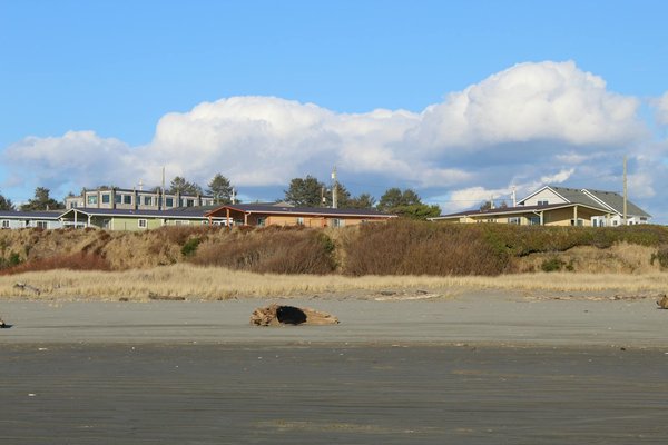 Discover the Enchantment of the UK's Top Medieval Castles for the Ultimate Feast Experience